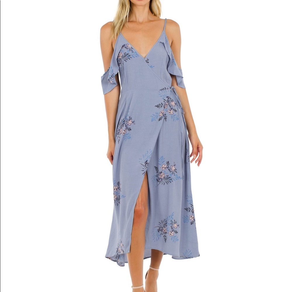 ASTR THE LABEL Cold shoulder lavender dress
